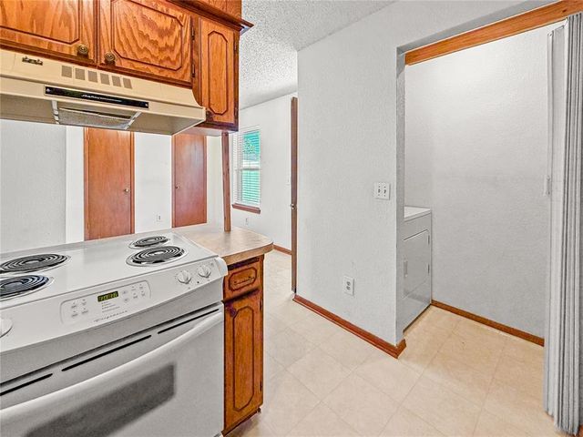 12337 Southgate Drive, Yukon, OK 73099