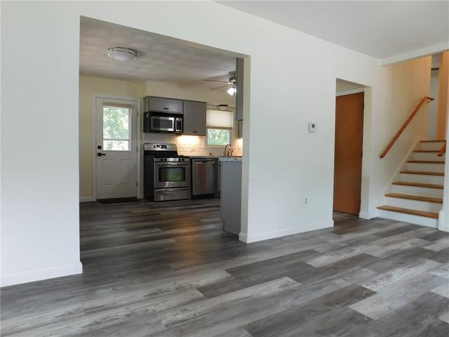 18 Holmes Street, Westerly, RI 02891