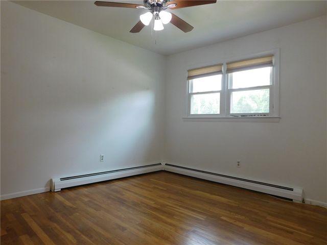 18 Holmes Street, Westerly, RI 02891