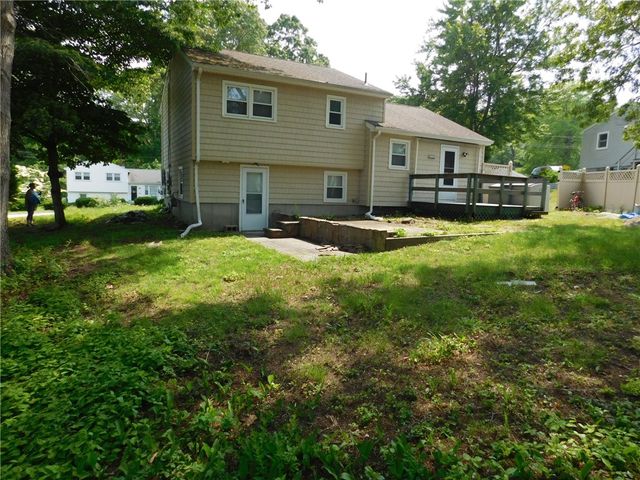 18 Holmes Street, Westerly, RI 02891