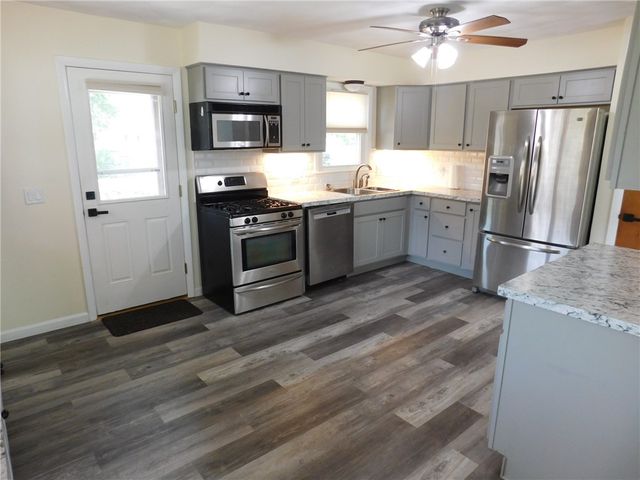 18 Holmes Street, Westerly, RI 02891