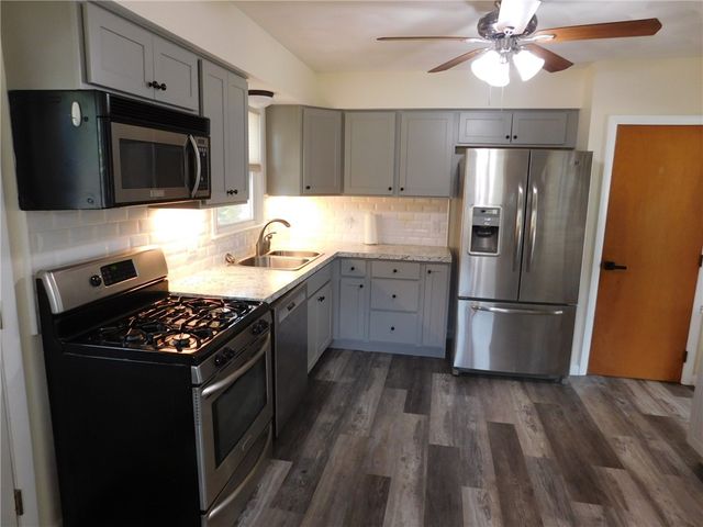 18 Holmes Street, Westerly, RI 02891