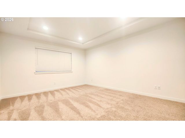 11858 Se HORSE TAIL FALLS Way, Happy Valley, OR 97086