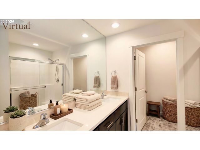 11858 Se HORSE TAIL FALLS Way, Happy Valley, OR 97086