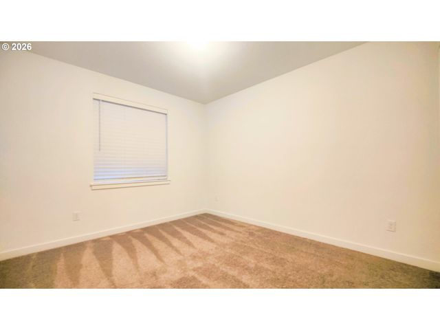 11858 Se HORSE TAIL FALLS Way, Happy Valley, OR 97086