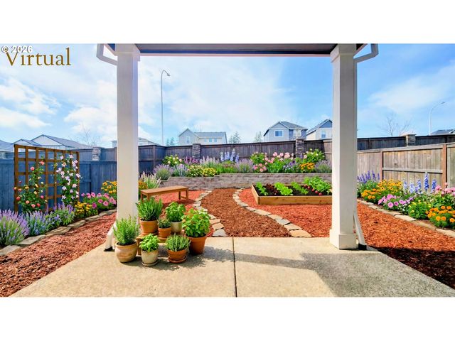 11858 Se HORSE TAIL FALLS Way, Happy Valley, OR 97086