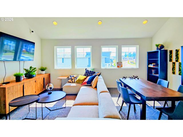 11858 Se HORSE TAIL FALLS Way, Happy Valley, OR 97086