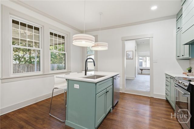 114 E 48th Street, Savannah, GA 31405