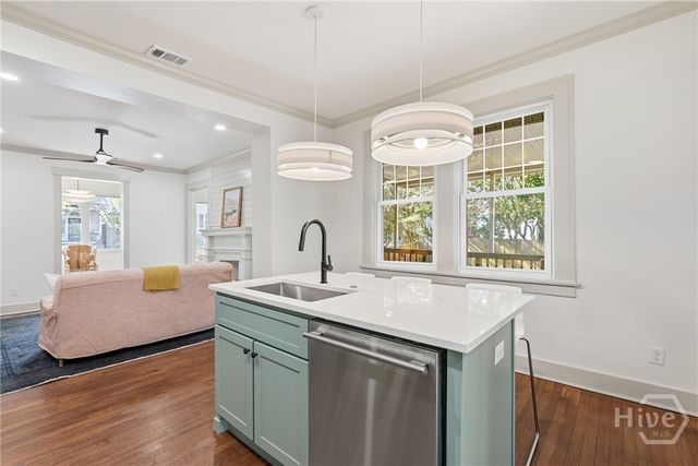 114 E 48th Street, Savannah, GA 31405