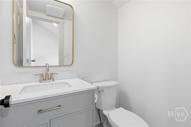 114 E 48th Street, Savannah, GA 31405