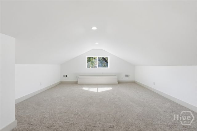 114 E 48th Street, Savannah, GA 31405