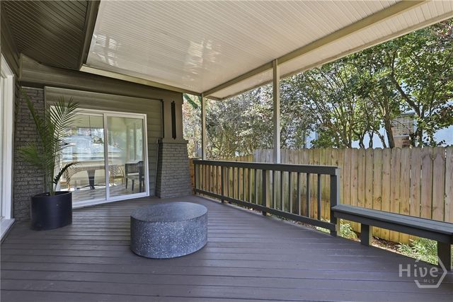 114 E 48th Street, Savannah, GA 31405