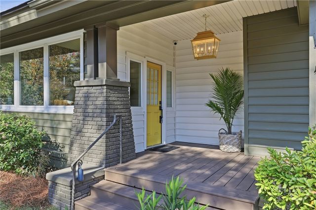 114 E 48th Street, Savannah, GA 31405