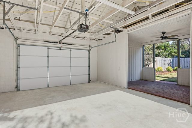 114 E 48th Street, Savannah, GA 31405