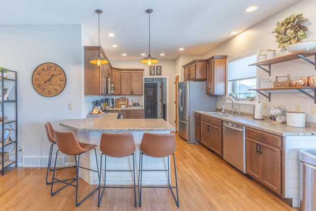 N8353 Ducke DRIVE, Holmen, WI 54636