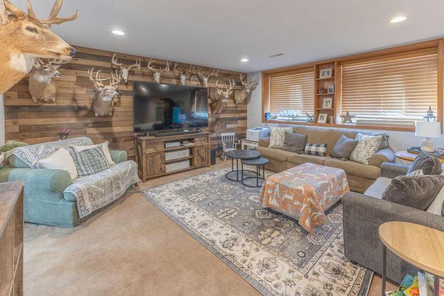 N8353 Ducke DRIVE, Holmen, WI 54636