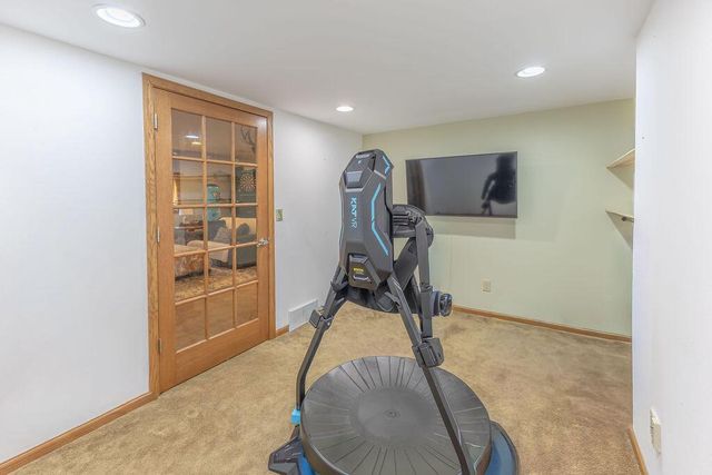 N8353 Ducke DRIVE, Holmen, WI 54636