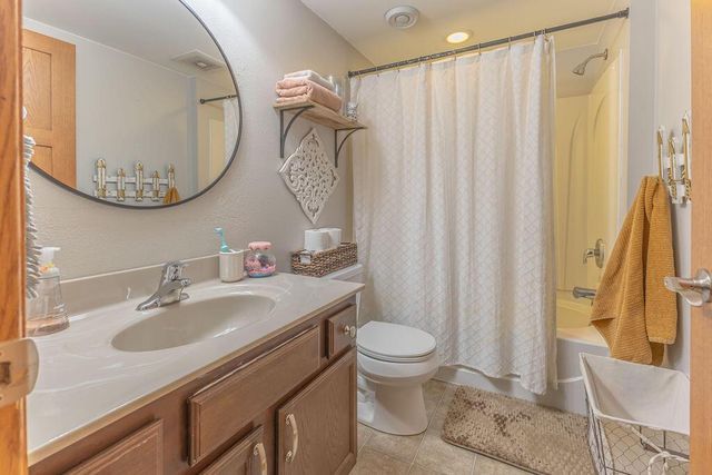 N8353 Ducke DRIVE, Holmen, WI 54636