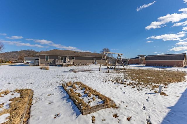 N8353 Ducke DRIVE, Holmen, WI 54636