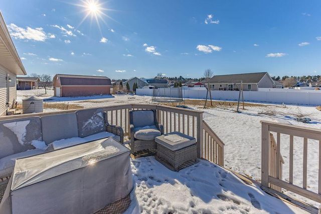 N8353 Ducke DRIVE, Holmen, WI 54636