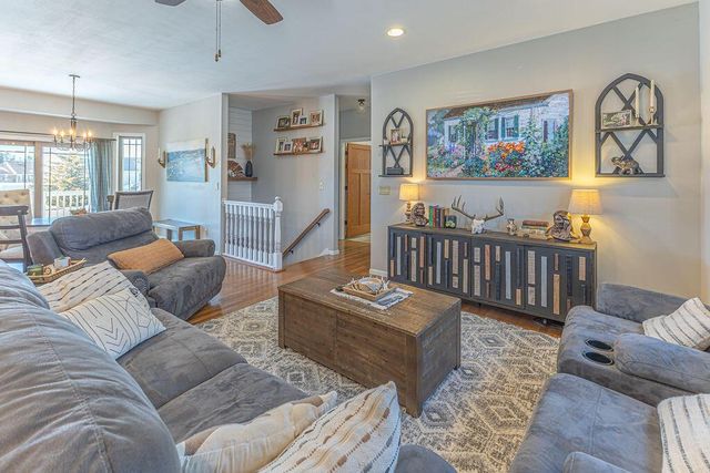 N8353 Ducke DRIVE, Holmen, WI 54636