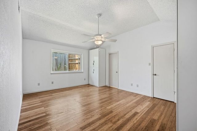 2008 Rochelle Lane, Carrollton, TX 75007
