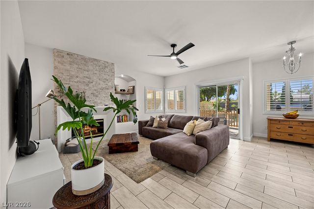 1421 Dragon Rock Drive, Henderson, NV 89052