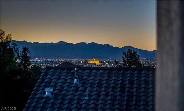 1421 Dragon Rock Drive, Henderson, NV 89052