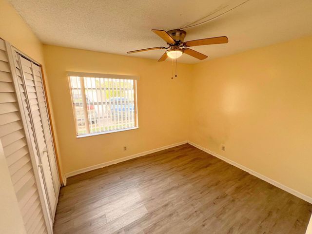 843 Twin Lakes Dr 30B, Coral Springs, FL 33071