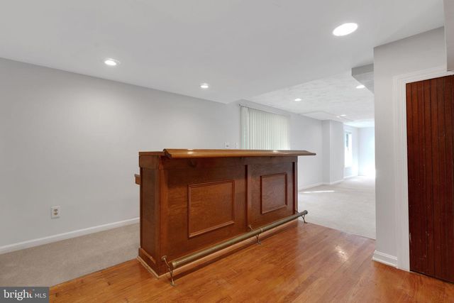 9802 FOX RUN DR, Clinton, MD 20735