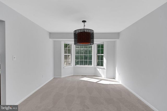 9802 FOX RUN DR, Clinton, MD 20735