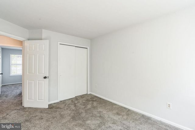 9802 FOX RUN DR, Clinton, MD 20735