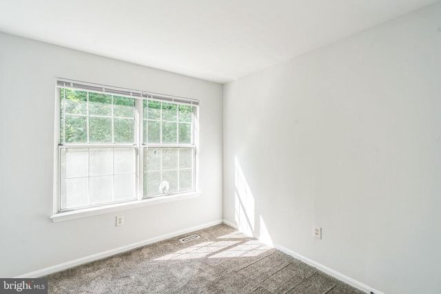 9802 FOX RUN DR, Clinton, MD 20735