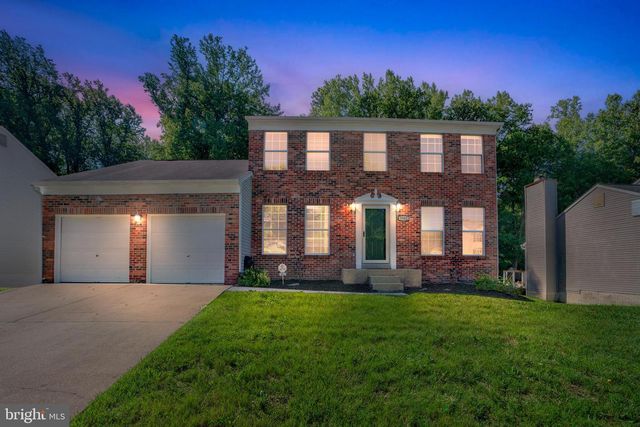9802 FOX RUN DR, Clinton, MD 20735