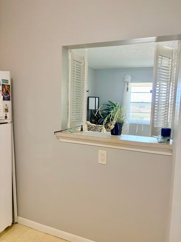 14 Easthampton A, West Palm Beach, FL 33417