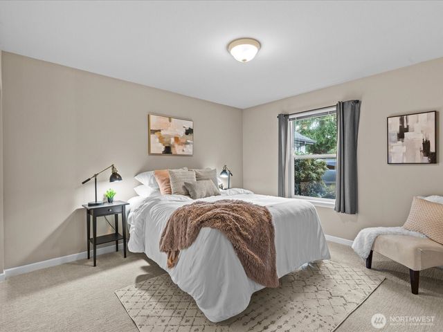 1404 NW 202nd Lane, Shoreline, WA 98177