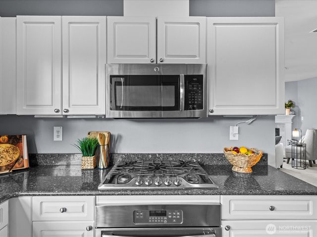 1404 NW 202nd Lane, Shoreline, WA 98177