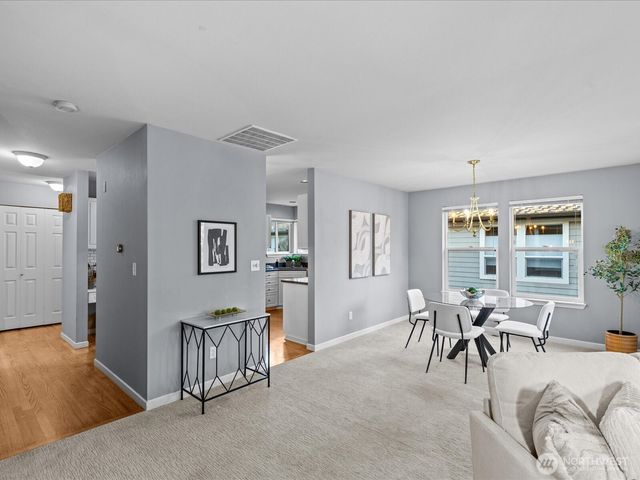 1404 NW 202nd Lane, Shoreline, WA 98177