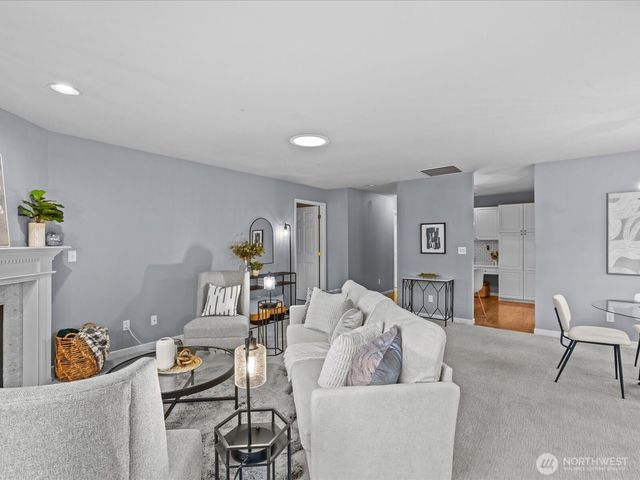 1404 NW 202nd Lane, Shoreline, WA 98177