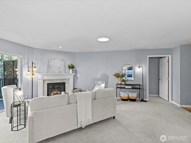 1404 NW 202nd Lane, Shoreline, WA 98177