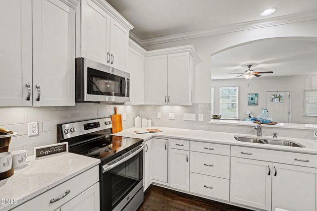 122 Royal Oak Lane, Garner, NC 27529