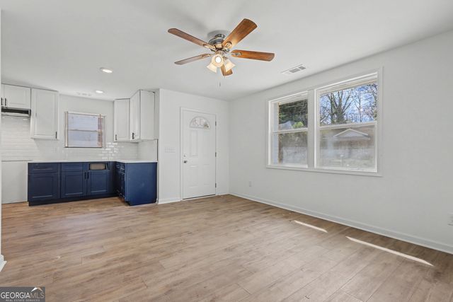 7 Jackson Street, Barnesville, GA 30204