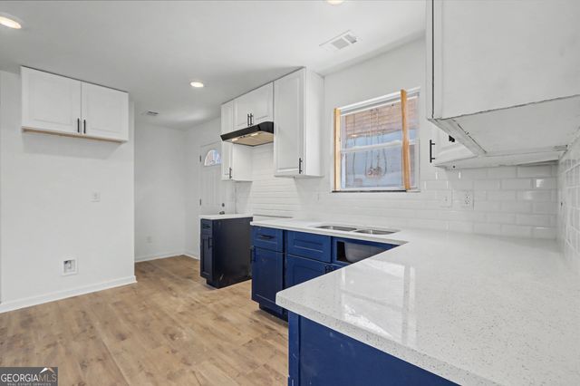 7 Jackson Street, Barnesville, GA 30204