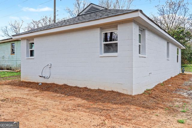 7 Jackson Street, Barnesville, GA 30204