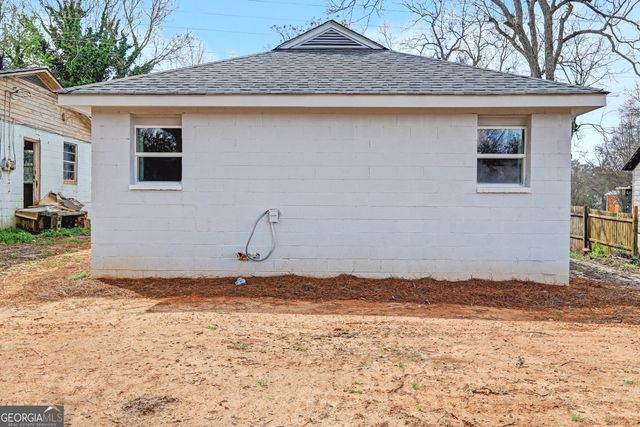 7 Jackson Street, Barnesville, GA 30204