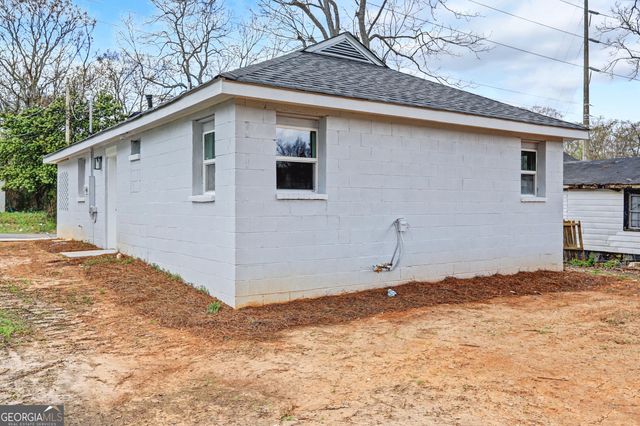 7 Jackson Street, Barnesville, GA 30204