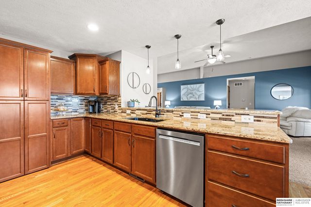 1908 Apollo Lane, Papillion, NE 68133