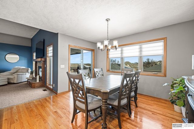 1908 Apollo Lane, Papillion, NE 68133