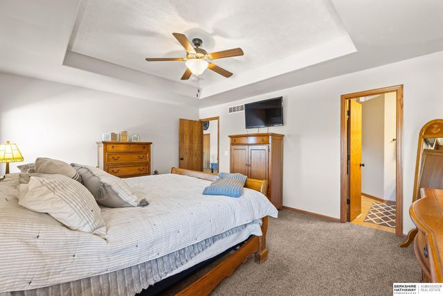 1908 Apollo Lane, Papillion, NE 68133