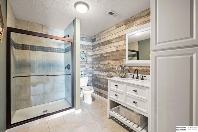 1908 Apollo Lane, Papillion, NE 68133